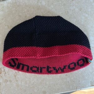 Smartwool Navy Blue and Pink Knit Hat